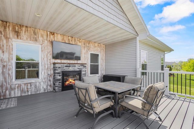 W5706 MASE COURT, Appleton, WI 54915