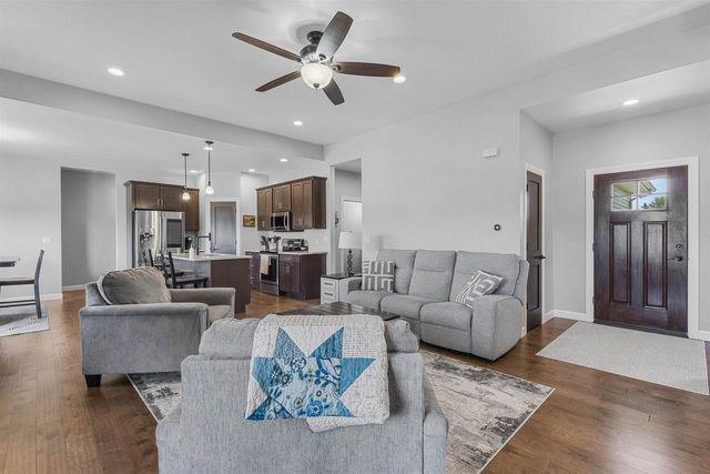 W5706 MASE COURT, Appleton, WI 54915