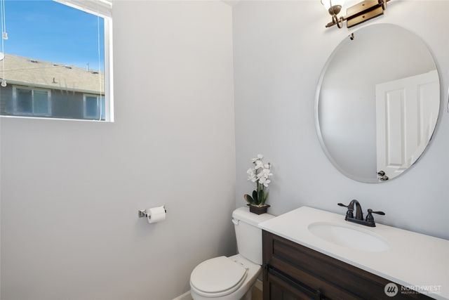 3815 Rossberg Street SE, Lacey, WA 98503