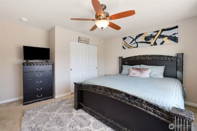3815 Rossberg Street SE, Lacey, WA 98503