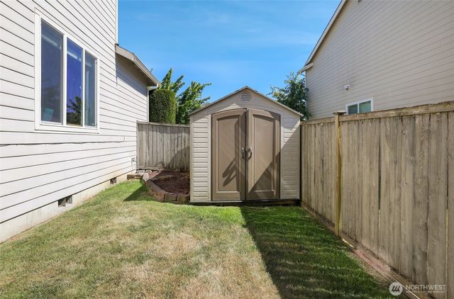 3815 Rossberg Street SE, Lacey, WA 98503