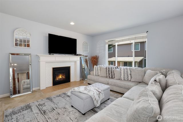 3815 Rossberg Street SE, Lacey, WA 98503