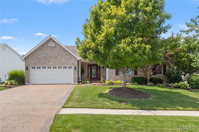 1404 Devonshire County Drive, Wentzville, MO 63385