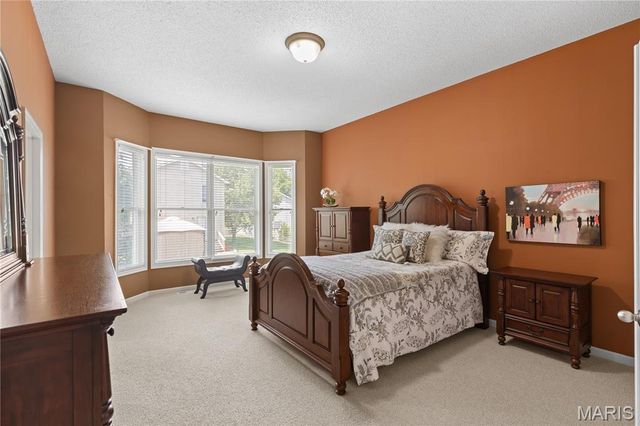 1404 Devonshire County Drive, Wentzville, MO 63385
