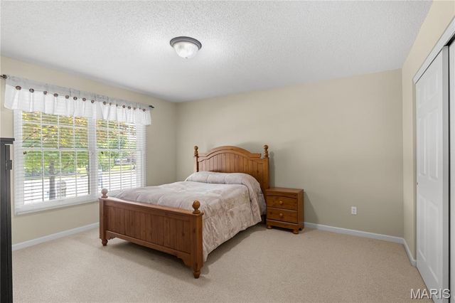 1404 Devonshire County Drive, Wentzville, MO 63385