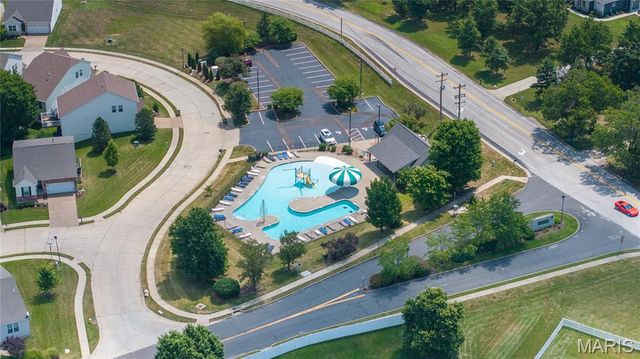 1404 Devonshire County Drive, Wentzville, MO 63385