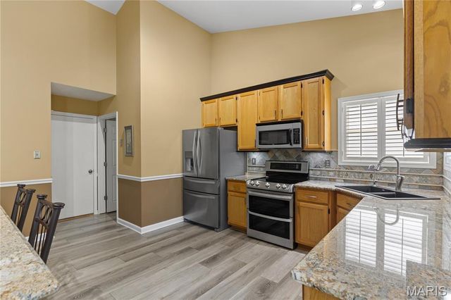 1404 Devonshire County Drive, Wentzville, MO 63385