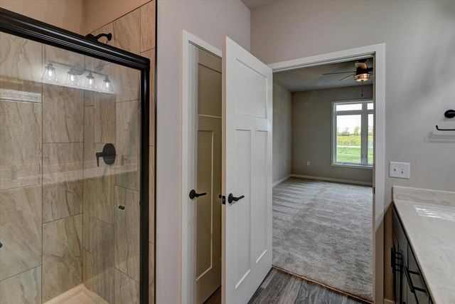 825 Vineyard Drive, Cambridge, WI 53523