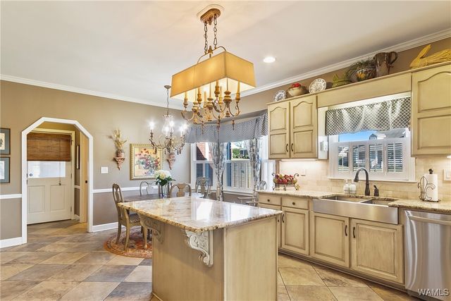 838 Highfield, Tuscaloosa, AL 35405