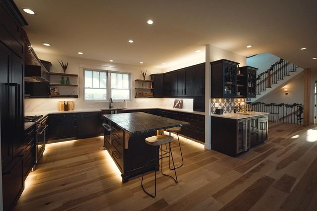 8062 Sayler Road, Acme Twp, MI 49690