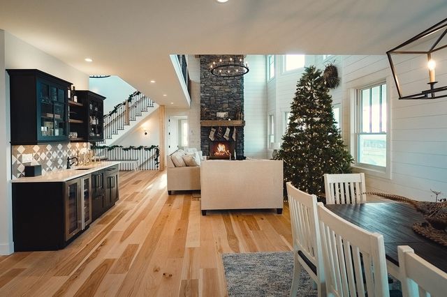 8062 Sayler Road, Acme Twp, MI 49690