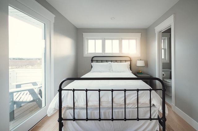 8062 Sayler Road, Acme Twp, MI 49690