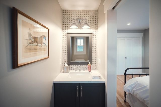 8062 Sayler Road, Acme Twp, MI 49690