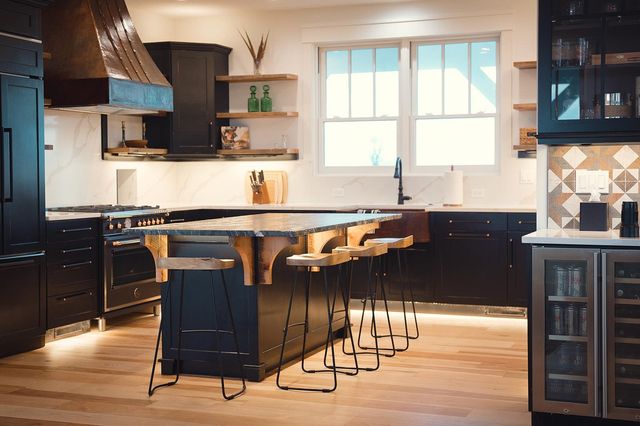 8062 Sayler Road, Acme Twp, MI 49690