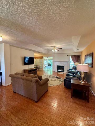 106 Old Willow Road, Mooresville, NC 28115