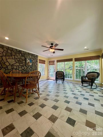 106 Old Willow Road, Mooresville, NC 28115
