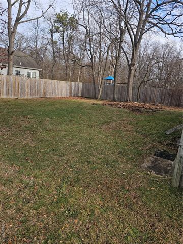 11 Holbrook Street, Bay Shore, NY 11706