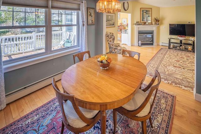 6 Roysann Way, Durham, NH 03824