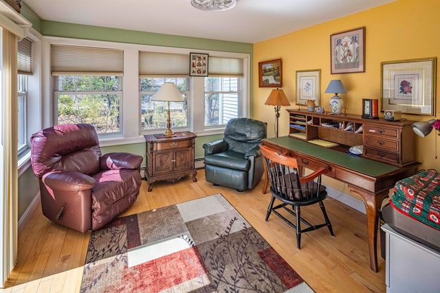 6 Roysann Way, Durham, NH 03824