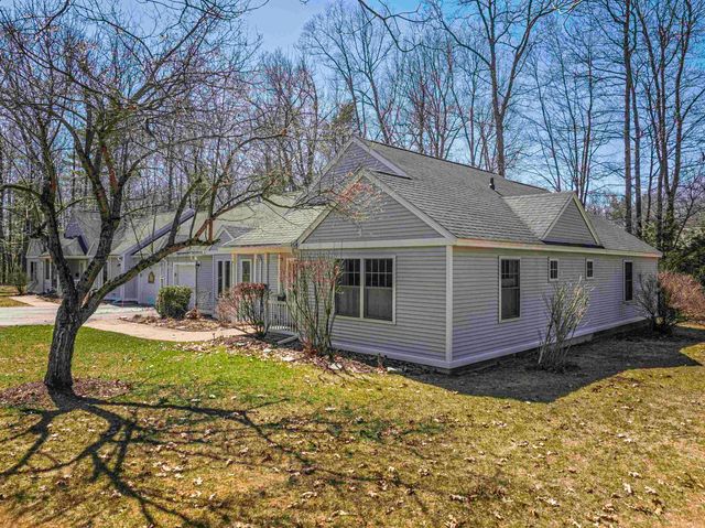 6 Roysann Way, Durham, NH 03824