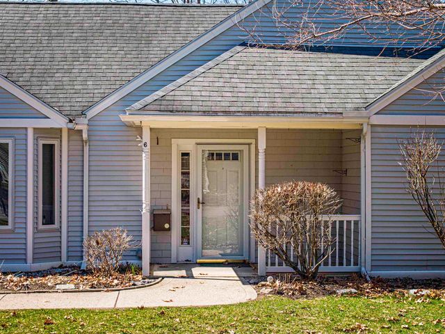 6 Roysann Way, Durham, NH 03824