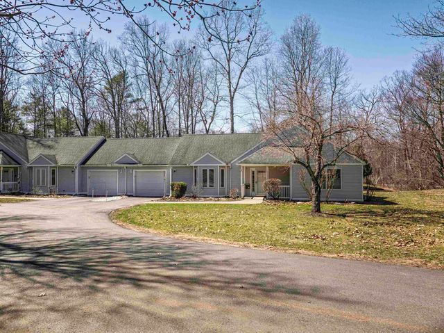 6 Roysann Way, Durham, NH 03824