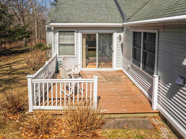 6 Roysann Way, Durham, NH 03824