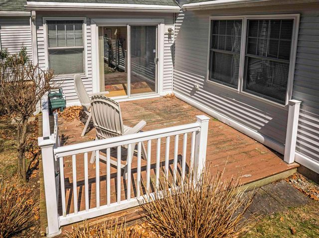 6 Roysann Way, Durham, NH 03824