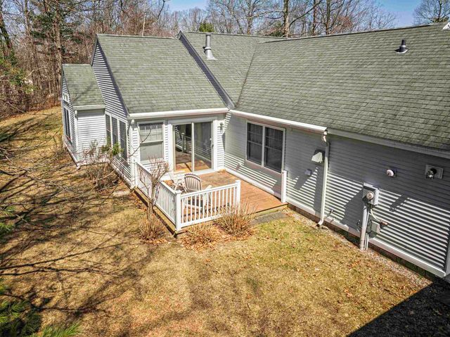 6 Roysann Way, Durham, NH 03824