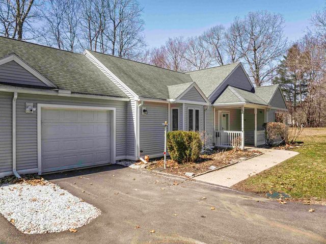 6 Roysann Way, Durham, NH 03824