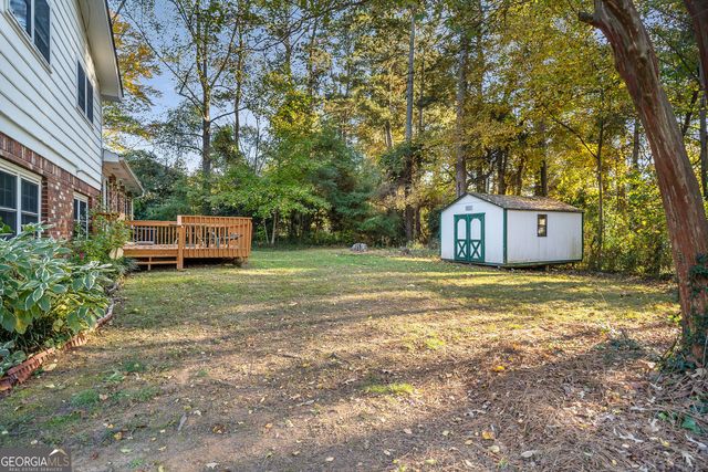 2252 Valley Creek Circle, Snellville, GA 30078