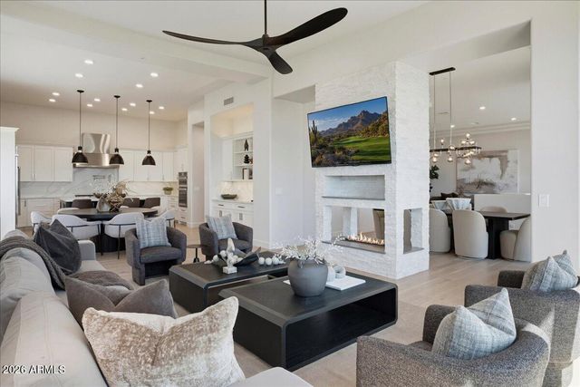 13647 E WINDROSE Drive, Scottsdale, AZ 85259