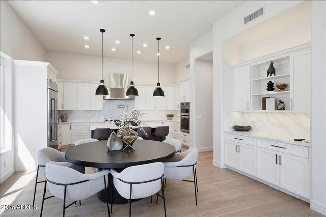 13647 E WINDROSE Drive, Scottsdale, AZ 85259
