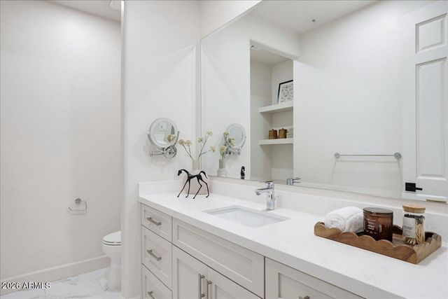13647 E WINDROSE Drive, Scottsdale, AZ 85259
