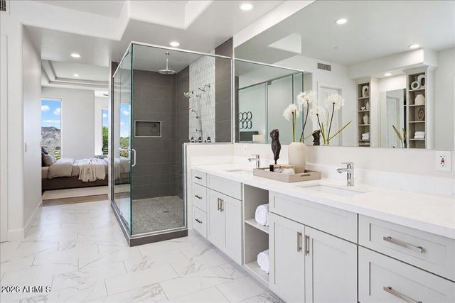 13647 E WINDROSE Drive, Scottsdale, AZ 85259