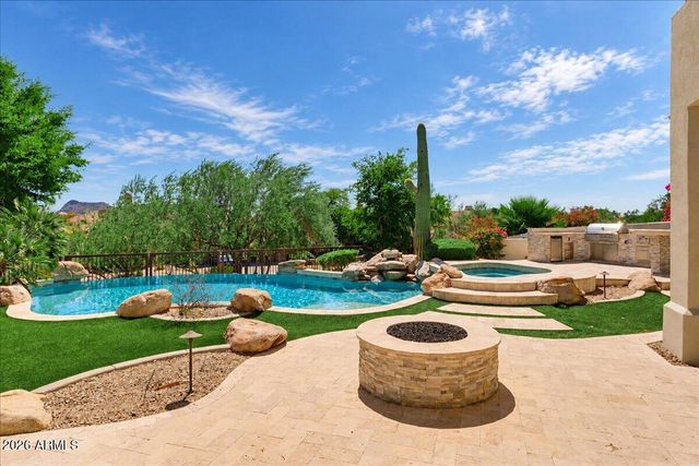 13647 E WINDROSE Drive, Scottsdale, AZ 85259