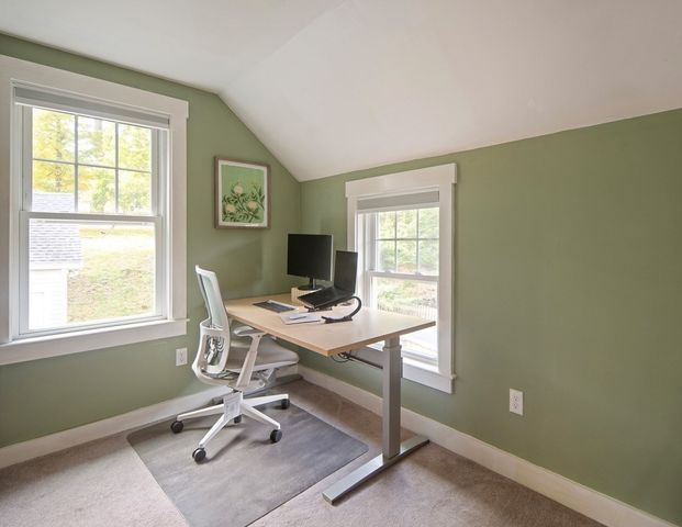 89 Green St, Wakefield, MA 01880