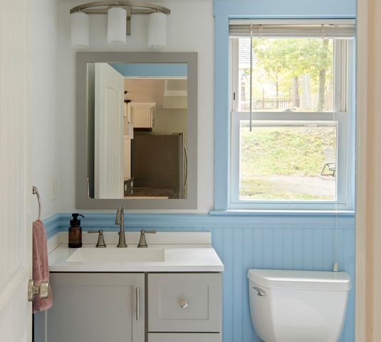 89 Green St, Wakefield, MA 01880
