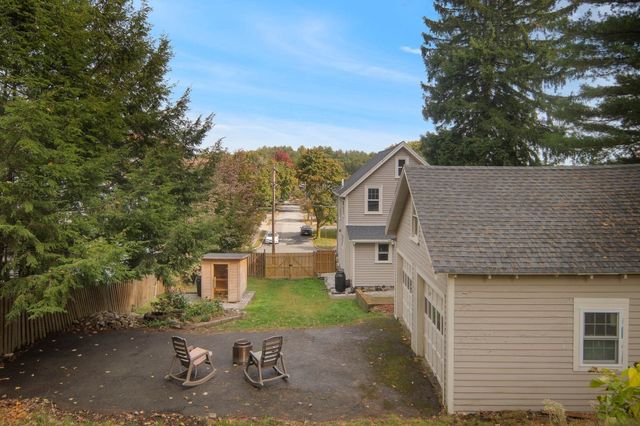 89 Green St, Wakefield, MA 01880