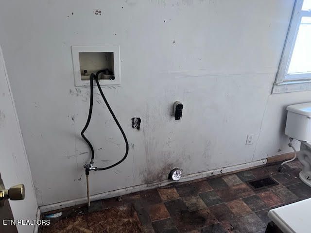 502 Thompson St, Philadelphia, TN 37846