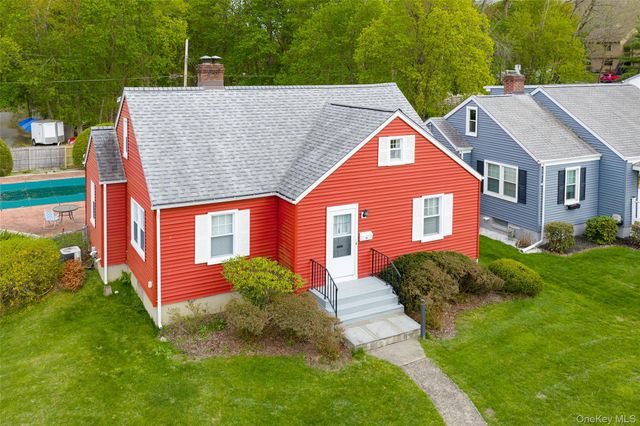 31 Kingston Avenue, Poughkeepsie, NY 12603