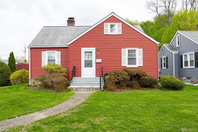 31 Kingston Avenue, Poughkeepsie, NY 12603