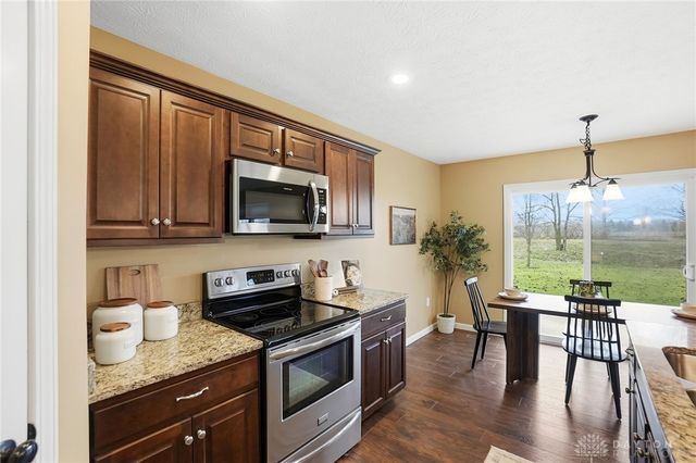 828 Governors Road, Troy, OH 45373