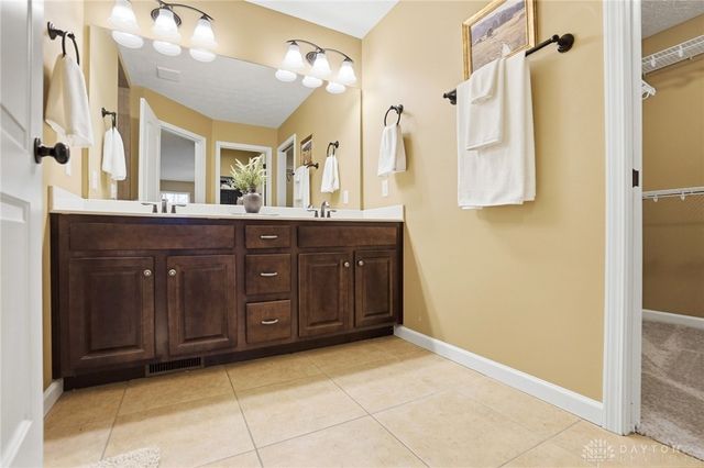 828 Governors Road, Troy, OH 45373