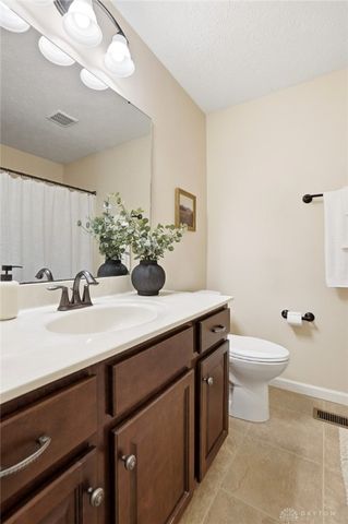 828 Governors Road, Troy, OH 45373