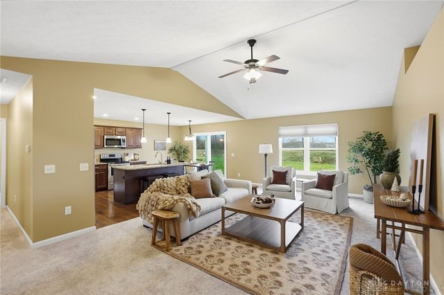 828 Governors Road, Troy, OH 45373