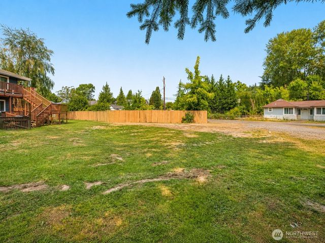 11813 44th Place S, Tukwila, WA 98178
