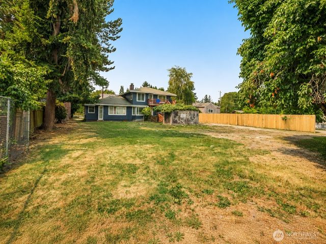 11813 44th Place S, Tukwila, WA 98178