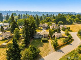 11813 44th Place S, Tukwila, WA 98178