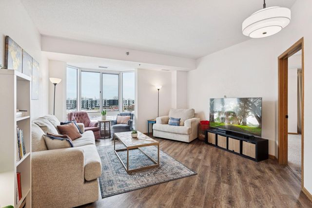 6600 Lyndale Avenue S 400, Richfield, MN 55423